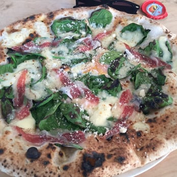Rudy's Neapolitan  Pizza - Very nice bianca pizza - Pizza Near Me - Manchester, XGM