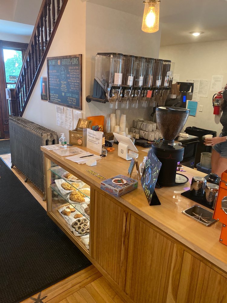 THE CRIB 18 Photos & 19 Reviews 401 N 3rd St, Marquette, Michigan