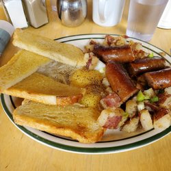 Chuckwagon Cafe - Large traditional with half cut toast