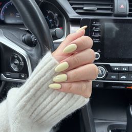 Builder gel manicure with gel polish Builder gel manicure with gel polish
