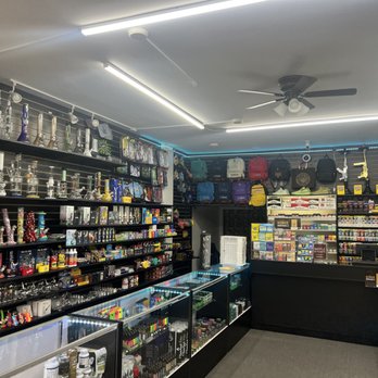 NONSTOP SMOKE SHOP - Updated May 2026 - 17 Photos - 982 Barret Ave,  Louisville, Kentucky - Tobacco Shops - Phone Number