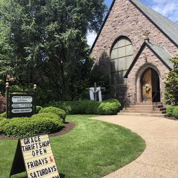 Grace Episcopal Church In Haddonfield - the awesome thrift shop is in the basement - don't be scared ;) - Churches Near Me - Haddonfield, New Jersey