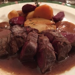 Au Lapin Qui Fume - Cerf aux légumes oubliées (patate douce, navet, topinambour)