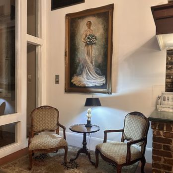 Malaga Inn - Lobby - Hotels Near Me - Mobile, Alabama