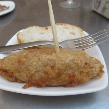 Los Caños - filled chili - Tapas/Small Plates Near Me - Haro, LO