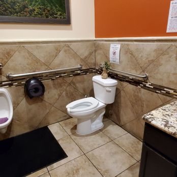 Arepitas - Bathroom Amenities (Clean ) - Venezuelan Near Me - Round Rock, Texas