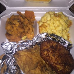 Aunt Berts's Kitchen Too - Fried chicken salmon cake Mac & cheese & yams were great! They never disappoint me