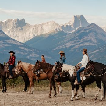 Boundary Ranch - Peaceful trail ride experience surrounded by breathtaking Rocky Mountain views - Horseback Riding Near Me - Kananaskis, Alberta Boundary Ranch - Peaceful trail ride experience surrounded by breathtaking Rocky Mountain views - Horseback Riding Near Me - Kananaskis, Alberta