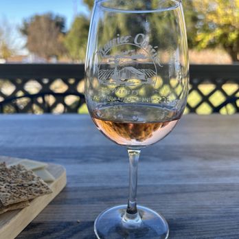 Grapeline Wine Tours - Wine Tours Near Me - Temecula, California