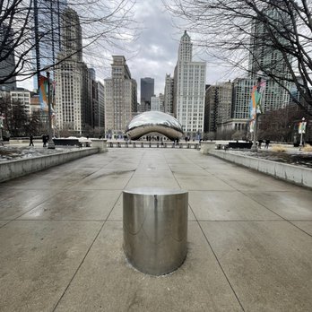 Cloud Gate - Public Art Near Me - Chicago, Illinois