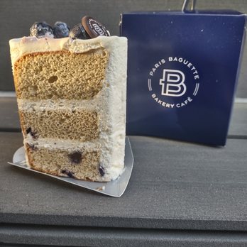 Paris Baguette - Blueberry cake slice - Bakeries Near Me - Mississauga, Ontario Paris Baguette - Blueberry cake slice - Bakeries Near Me - Mississauga, Ontario