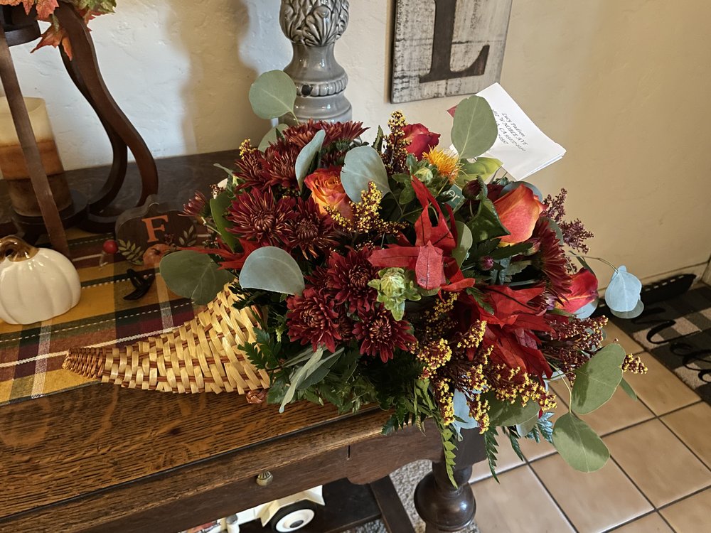TOUCH OF ROSES VISALIA FLORIST Updated September 2024 89 Photos