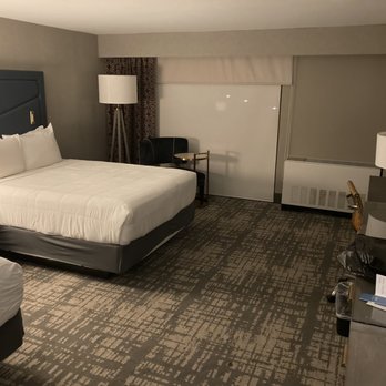Crowne Plaza Providence-Warwick - Hotels Near Me - Warwick, Rhode Island