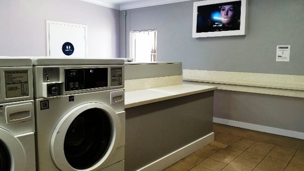 ISLA VISTA LAUNDROMAT - Updated June 2026 - 18 Photos & 44 Reviews ...