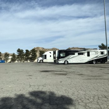 Chevron - Large parking area for trucks and RVs - Gas Stations Near Me - Searchlight, Nevada