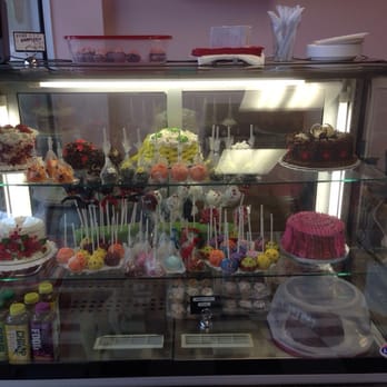 Sweetherapy Gourmet Cupcakes - Display - Desserts Near Me Sweetherapy Gourmet Cupcakes - Display - Desserts Near Me