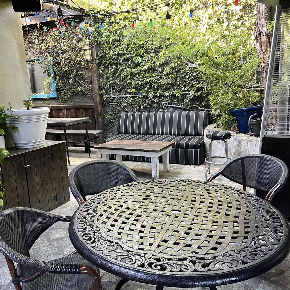 Garden Cafe - patio seating . A nice relaxing couch in the back. Feels like home. So pretty and green. - Breakfast & Brunch Near Me - Sherman Oaks, California Garden Cafe - patio seating . A nice relaxing couch in the back. Feels like home. So pretty and green. - Breakfast & Brunch Near Me - Sherman Oaks, California