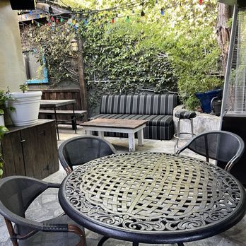 Garden Cafe - patio seating . A nice relaxing couch in the back. Feels like home. So pretty and green. - Breakfast & Brunch Near Me - Sherman Oaks, California Garden Cafe - patio seating . A nice relaxing couch in the back. Feels like home. So pretty and green. - Breakfast & Brunch Near Me - Sherman Oaks, California