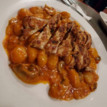 Cantina D'Italia - Gnocchi with seasoned chicken - Italian Near Me - Fairfax, Virginia Cantina D'Italia - Gnocchi with seasoned chicken - Italian Near Me - Fairfax, Virginia