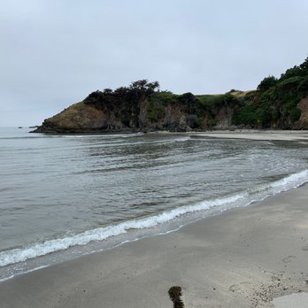 Jug Handle State Natural Reserve - Tiny waves at the water's edge. - Parks Near Me - Fort Bragg, California