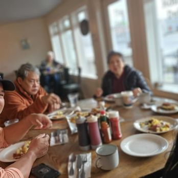 Little Brown Hen Cafe - Happy Tummy - Breakfast & Brunch Near Me - Florence, Oregon Little Brown Hen Cafe - Happy Tummy - Breakfast & Brunch Near Me - Florence, Oregon
