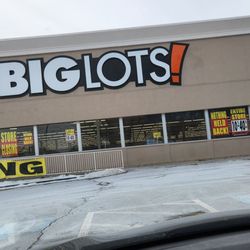 Despite the imminent closing, this location was still very heavily stocked