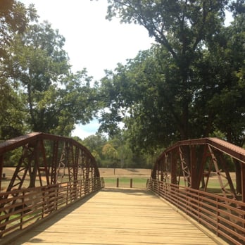 Pecan Park - A bridge over the creek - Parks Near Me - Nacogdoches, Texas Pecan Park - A bridge over the creek - Parks Near Me - Nacogdoches, Texas