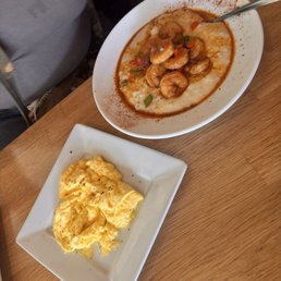 Shrimp & Grits Shrimp & Grits