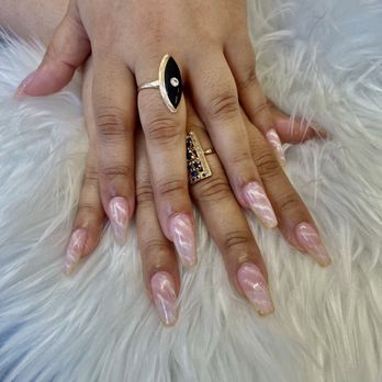 ABC Nails & Spa - Cutest marble nails. - Nail Salons Near Me - Los Angeles, California