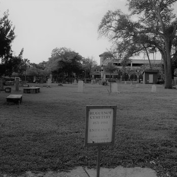 Huguenot Cemetery - Funeral Services & Cemeteries Near Me - St Augustine, Florida