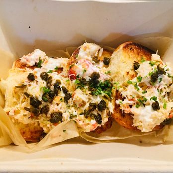 Finneys Crafthouse - Porter Ranch - Lobster rolls - New American Near Me - Porter Ranch, California Finneys Crafthouse - Porter Ranch - Lobster rolls - New American Near Me - Porter Ranch, California