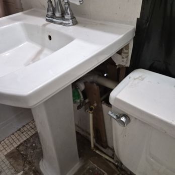 Smith Home Services - The sink being stable for the first time in its 5 year life! - Plumbing Near Me Smith Home Services - The sink being stable for the first time in its 5 year life! - Plumbing Near Me