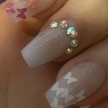 Revive Nails & Spa - Nail Salons Near Me - Vista, California
