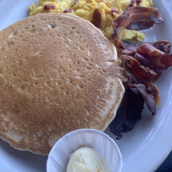 Blue Moose Restaurant - Breakfast & Brunch Near Me - Breckenridge, Colorado