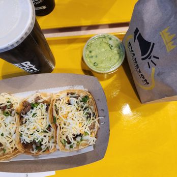 Big Wig Tacos  - Mexican Near Me - Evanston, Illinois