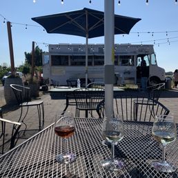 Seating area Seating area