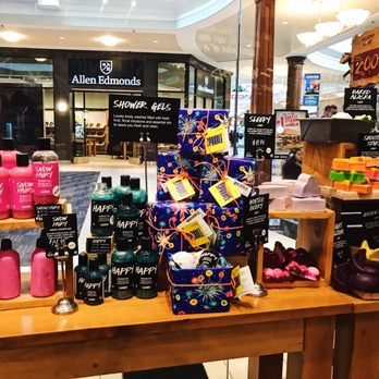 Lush - Cosmetics & Beauty Supply Near Me - Columbus, Ohio Lush - Cosmetics & Beauty Supply Near Me - Columbus, Ohio