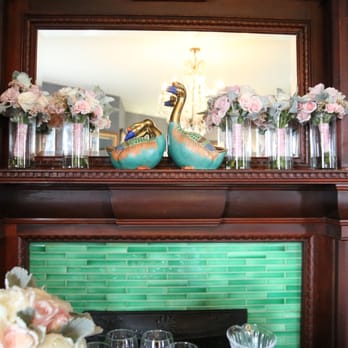 Wisteria Grove - my bridesmaid bouquets delivered in vases so they wouldn't go bad! - Florists Near Me - Claremont, California Wisteria Grove - my bridesmaid bouquets delivered in vases so they wouldn't go bad! - Florists Near Me - Claremont, California