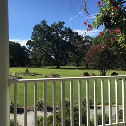 Seven Oaks Bed and Breakfast - Porch sitting