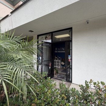 Rain Thai Massage - Parking lot entrance - Massage Near Me - Ventura, California Rain Thai Massage - Parking lot entrance - Massage Near Me - Ventura, California