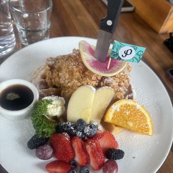 Lapisara Eatery - Chicken Waffle - Breakfast & Brunch Near Me - San Francisco, California Lapisara Eatery - Chicken Waffle - Breakfast & Brunch Near Me - San Francisco, California