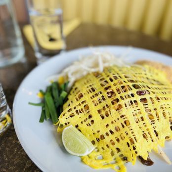 Kin Dee Bothell - Pad Thai - Thai Near Me - Bothell, Washington