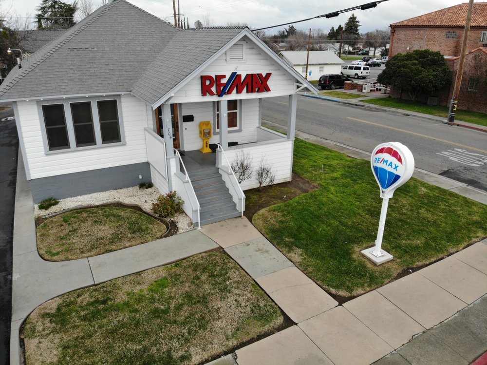 ROBERT THAYERRE/MAX AMERICAN DREAM 1704 Solano St, Corning