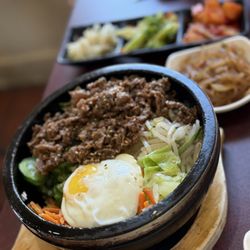 Seoul Fried Chicken - Beef Dolsotbap