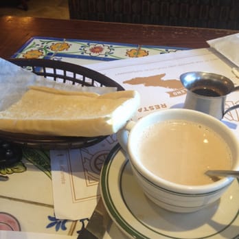 La Carreta - Yummy café con leche - Latin American Near Me - Miami, Florida La Carreta - Yummy café con leche - Latin American Near Me - Miami, Florida