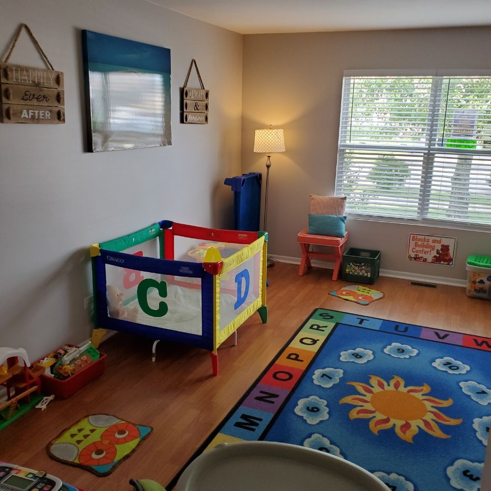 Moores Lovable Daycare - childcare center in Joliet, IL