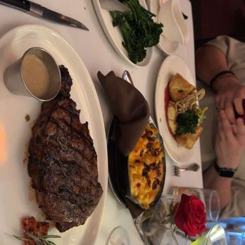 Kres Chophouse - Ribeye, shrimp Mac , filet Wellington - Steakhouses Near Me - Orlando, Florida Kres Chophouse - Ribeye, shrimp Mac , filet Wellington - Steakhouses Near Me - Orlando, Florida