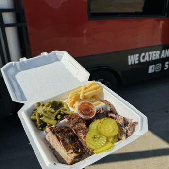 Simply Pork Fection - Food Trucks Near Me Simply Pork Fection - Food Trucks Near Me