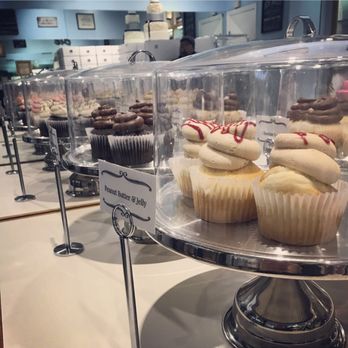 Lyla Jones Cake Studios - Custom Cakes Near Me - Durham, North Carolina Lyla Jones Cake Studios - Custom Cakes Near Me - Durham, North Carolina
