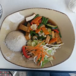 Pho To - Reis mit Tofu in Tamarinde Soße.
